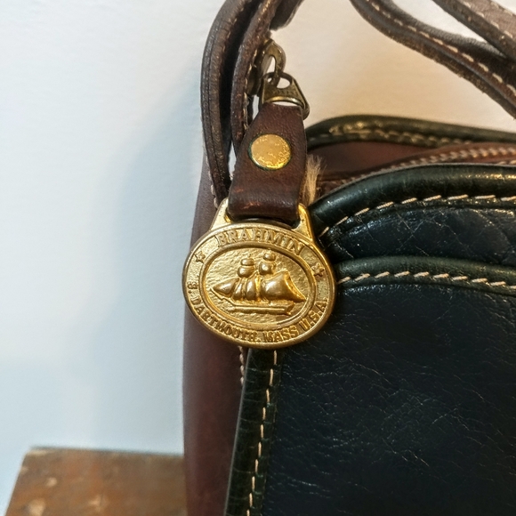 Vintage Brahmin Glazed Leather Crossbody - Picture 7 of 8